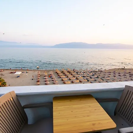 Beachsite Apartment